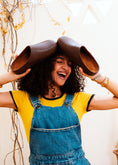 Load image into Gallery viewer, Essential Rounded-Toe Clogs - brown
