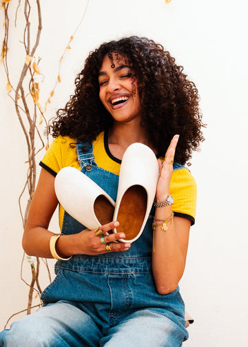 Essential Rounded-Toe Clogs - beige