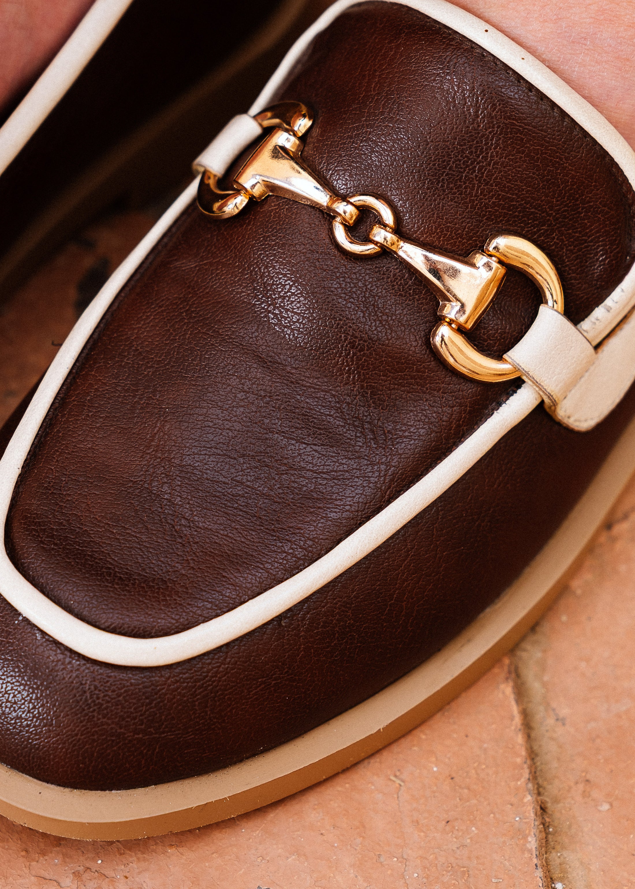 Sophisticated Trimmed Flats - brown