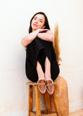Load image into Gallery viewer, The Elia Essential Mule - camel
