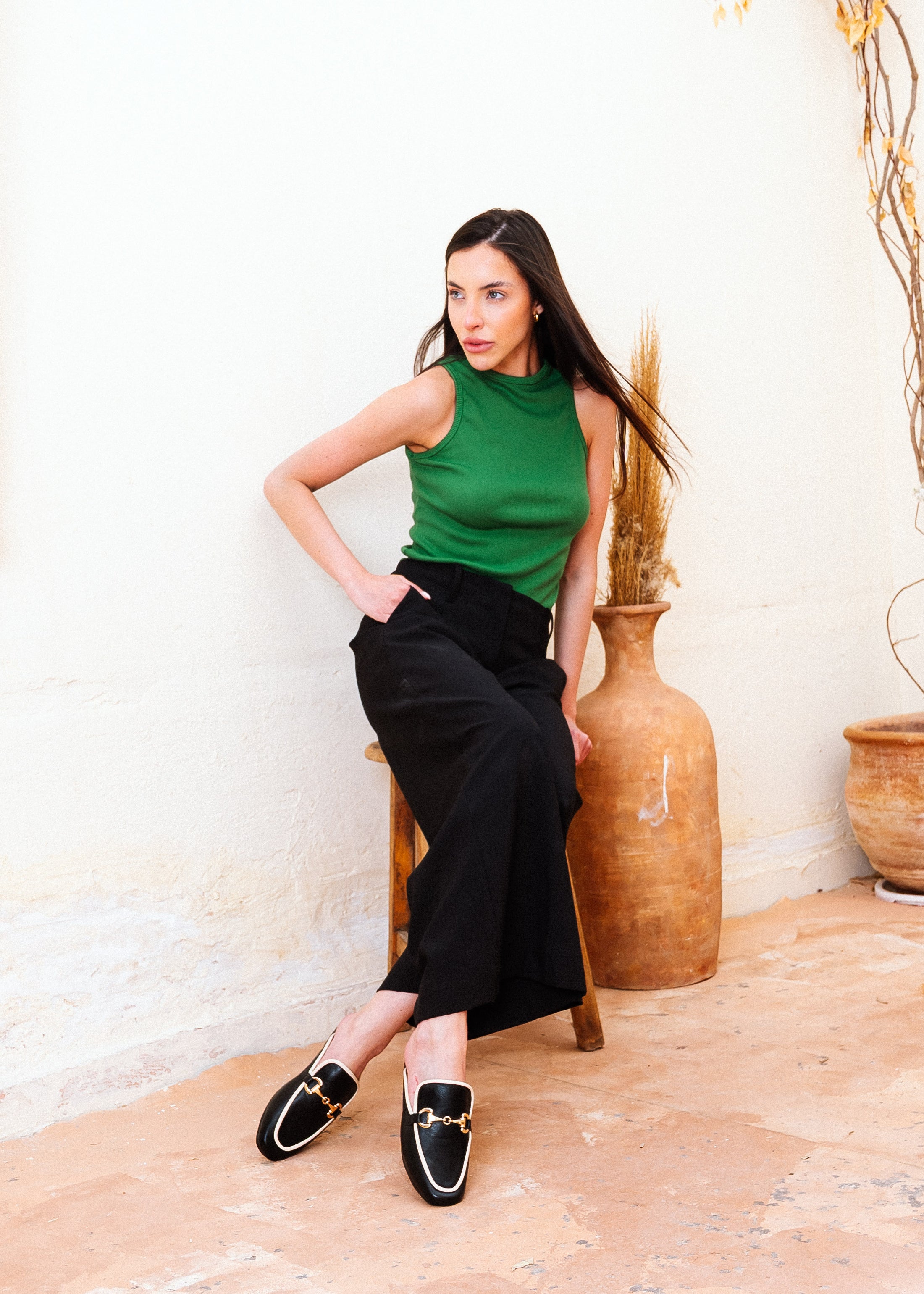 The Elia Essential Mule - black