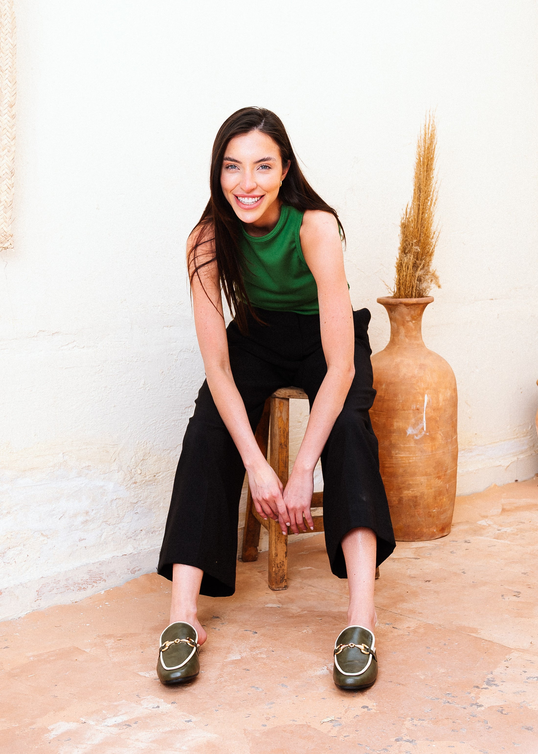 The Elia Essential Mule - olive