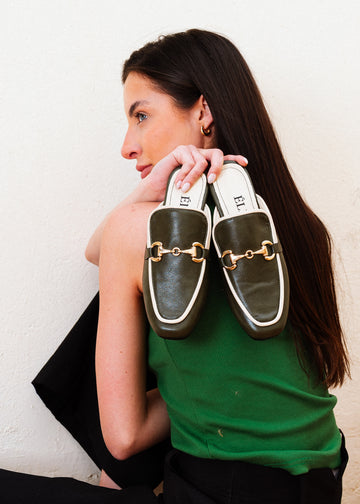 The Elia Essential Mule - olive