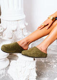 Load image into Gallery viewer, Minimalist Rounded-Toe Clogs - olive
