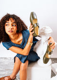 Load image into Gallery viewer, Classic Wide-Strap Mary Jane Flats - olive
