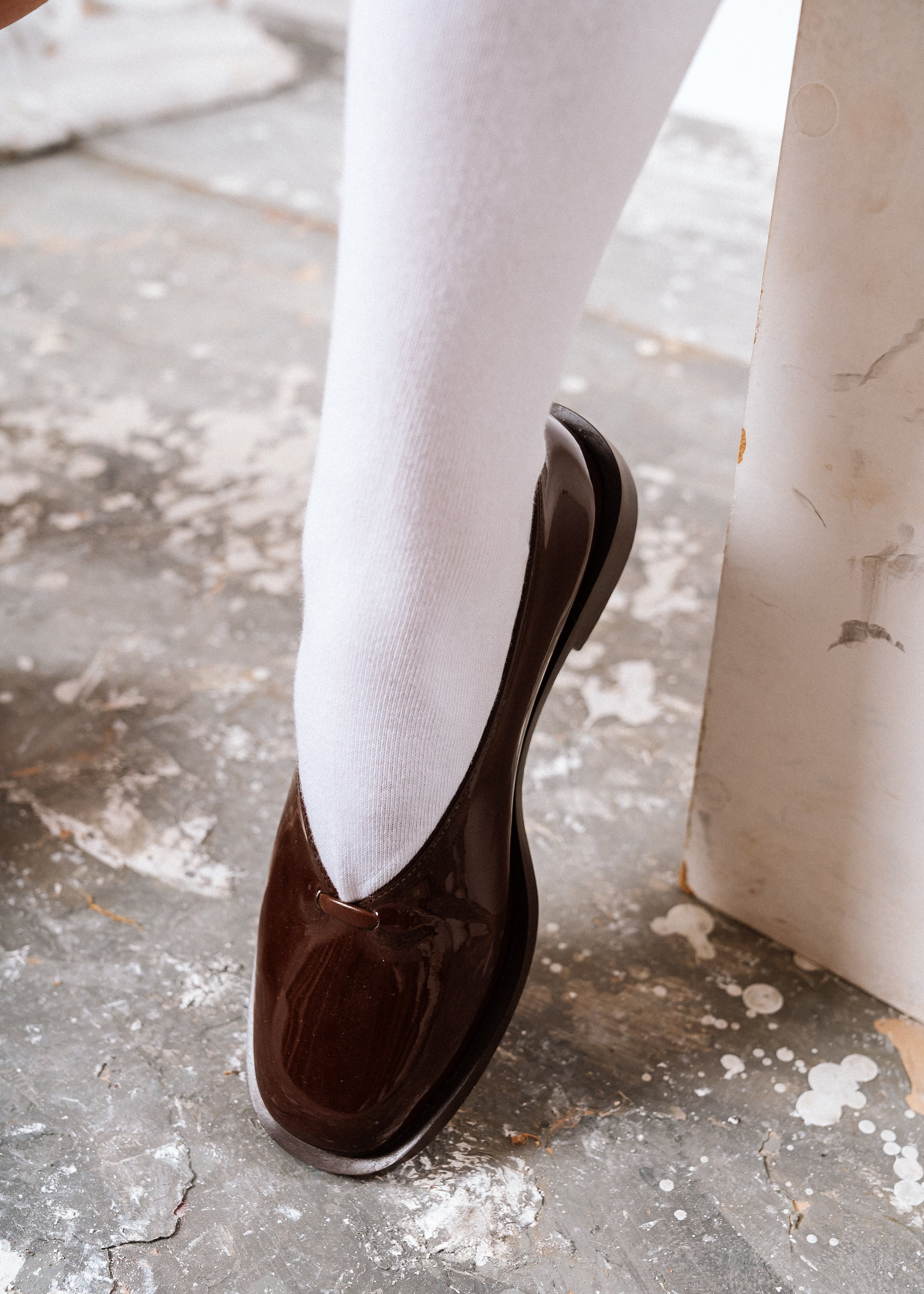 Glossy V-Cut Patent Ballerinas - brown