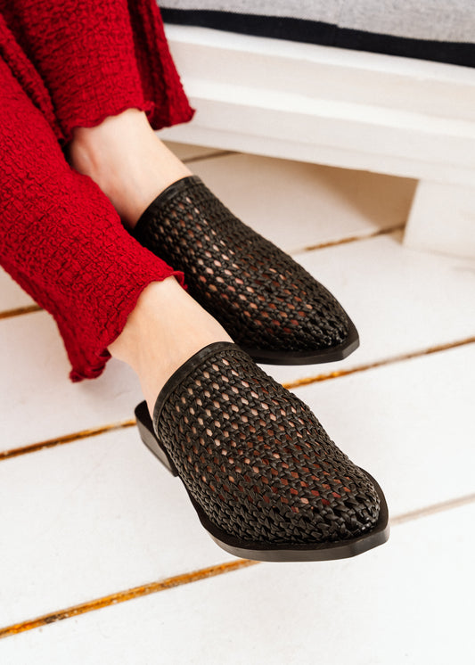 Intricate Woven Flat Mules - black