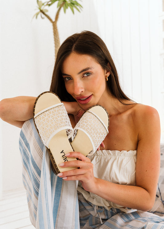 Geometric Mesh Studded Slides - white