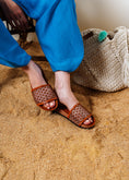Load image into Gallery viewer, Lattice Net Cork-Sole Slides - camel
