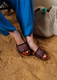 Load image into Gallery viewer, Lattice Net Cork-Sole Slides - brown
