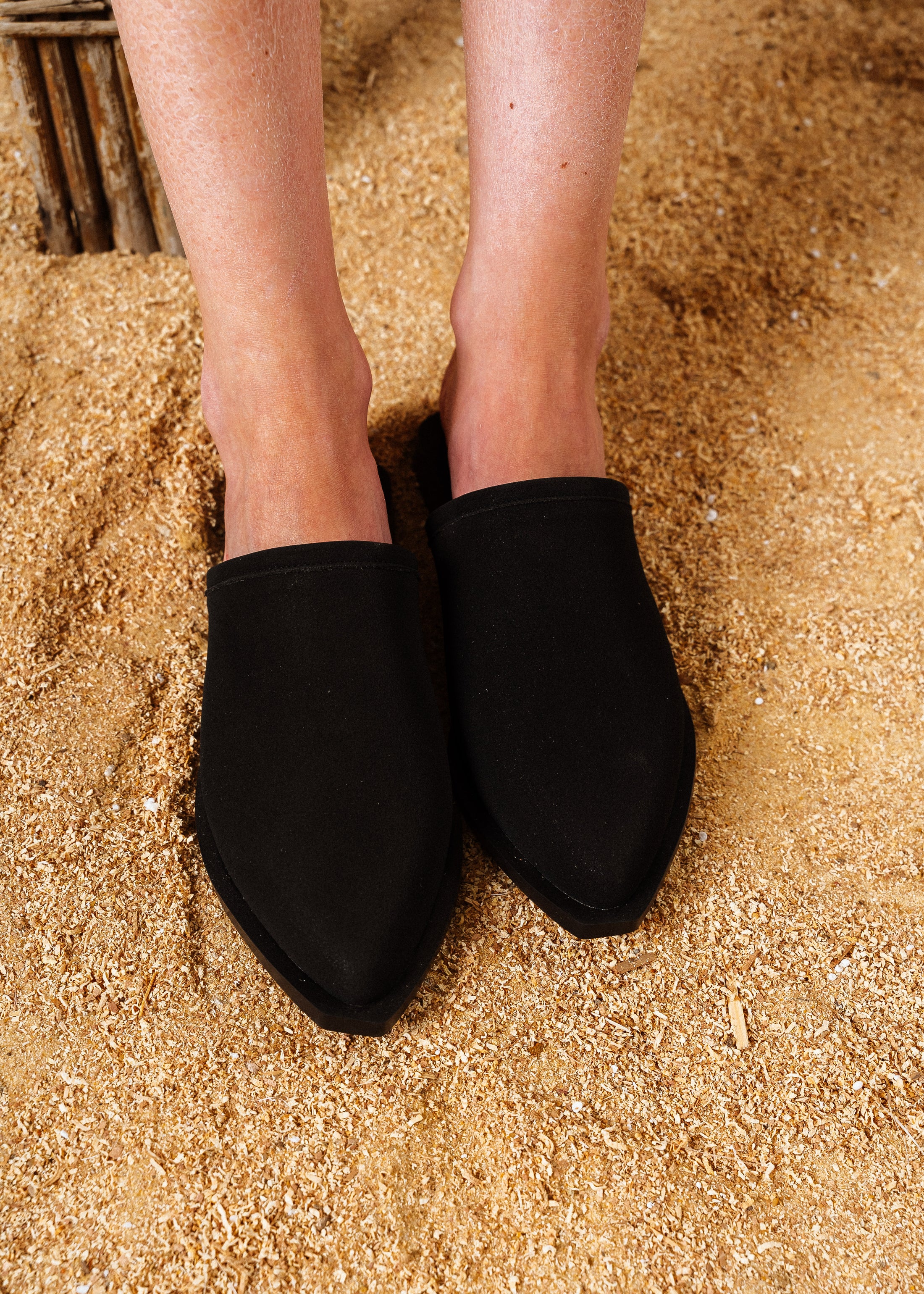Classic Matte Pointed Mules - black