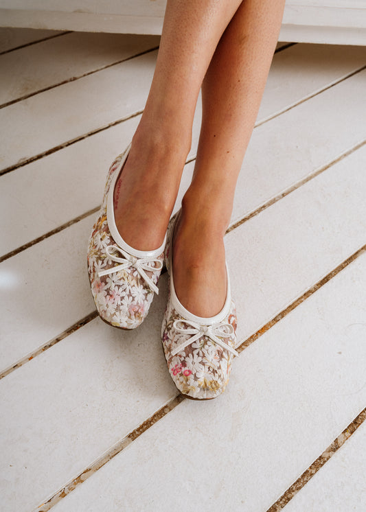 Floral Bow Ballerinas - white
