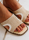 Load image into Gallery viewer, Woven Raffia Studded Slides - white
