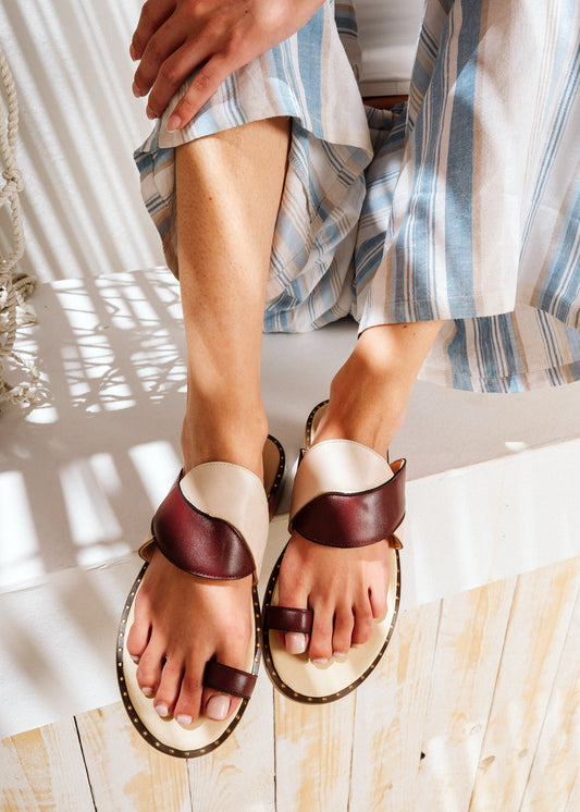 Two-Tone Sculpted Slides - maroon