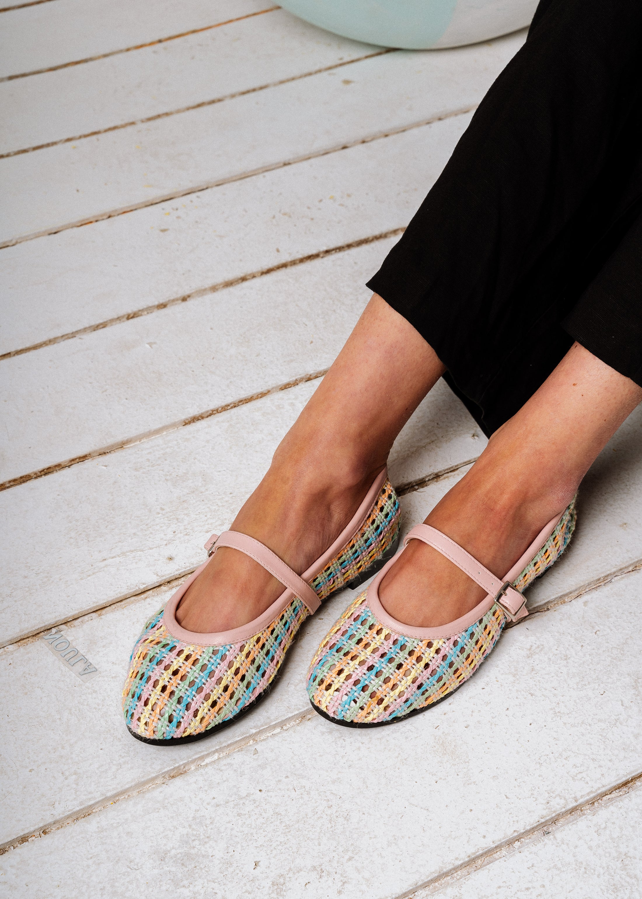 The Everyday Mesh Flat -  pink