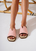 Load image into Gallery viewer, Sleek V-Cut Square Slides - pink
