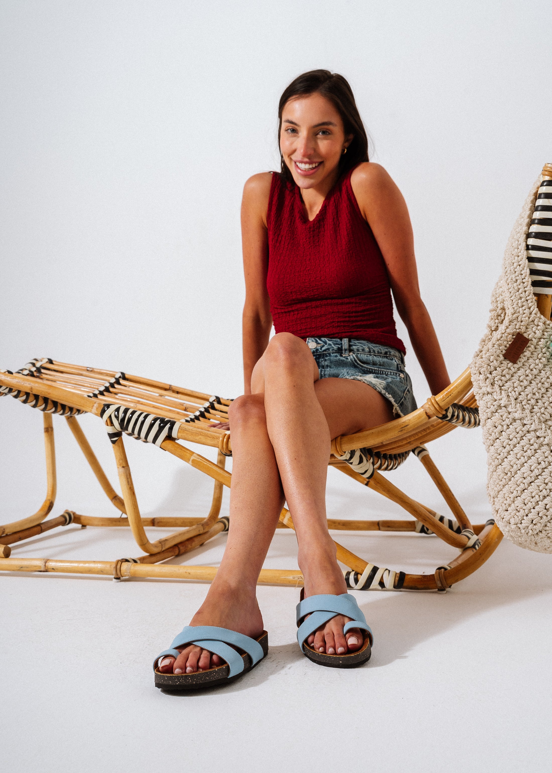 Criss-Cross Toe-Loop Slides - blue