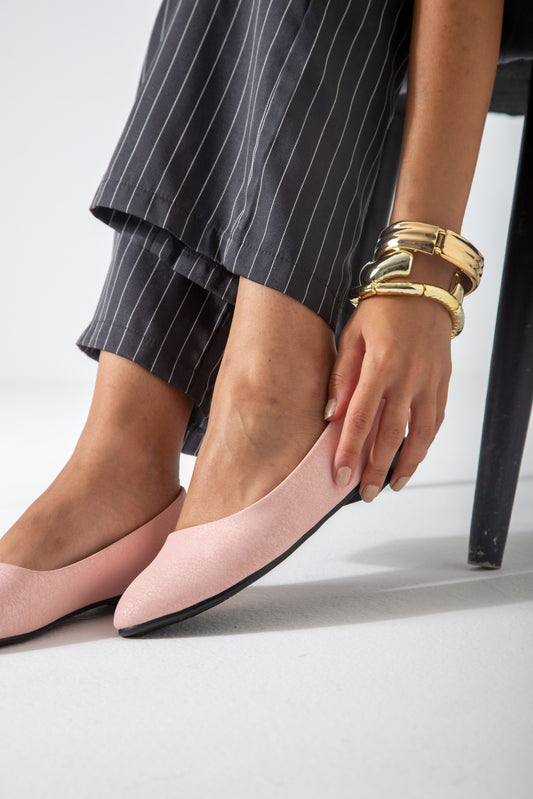 Cracked-Effect Ballet Flat-pink