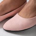 Load image into Gallery viewer, Cracked-Effect Ballet Flat-pink
