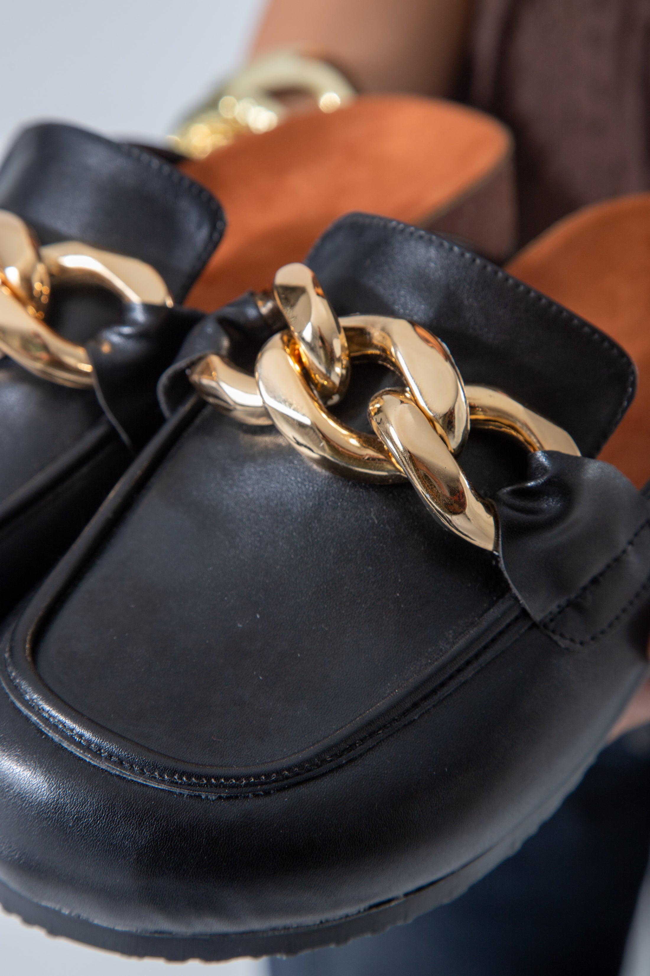 Chain-Detail Clog-black