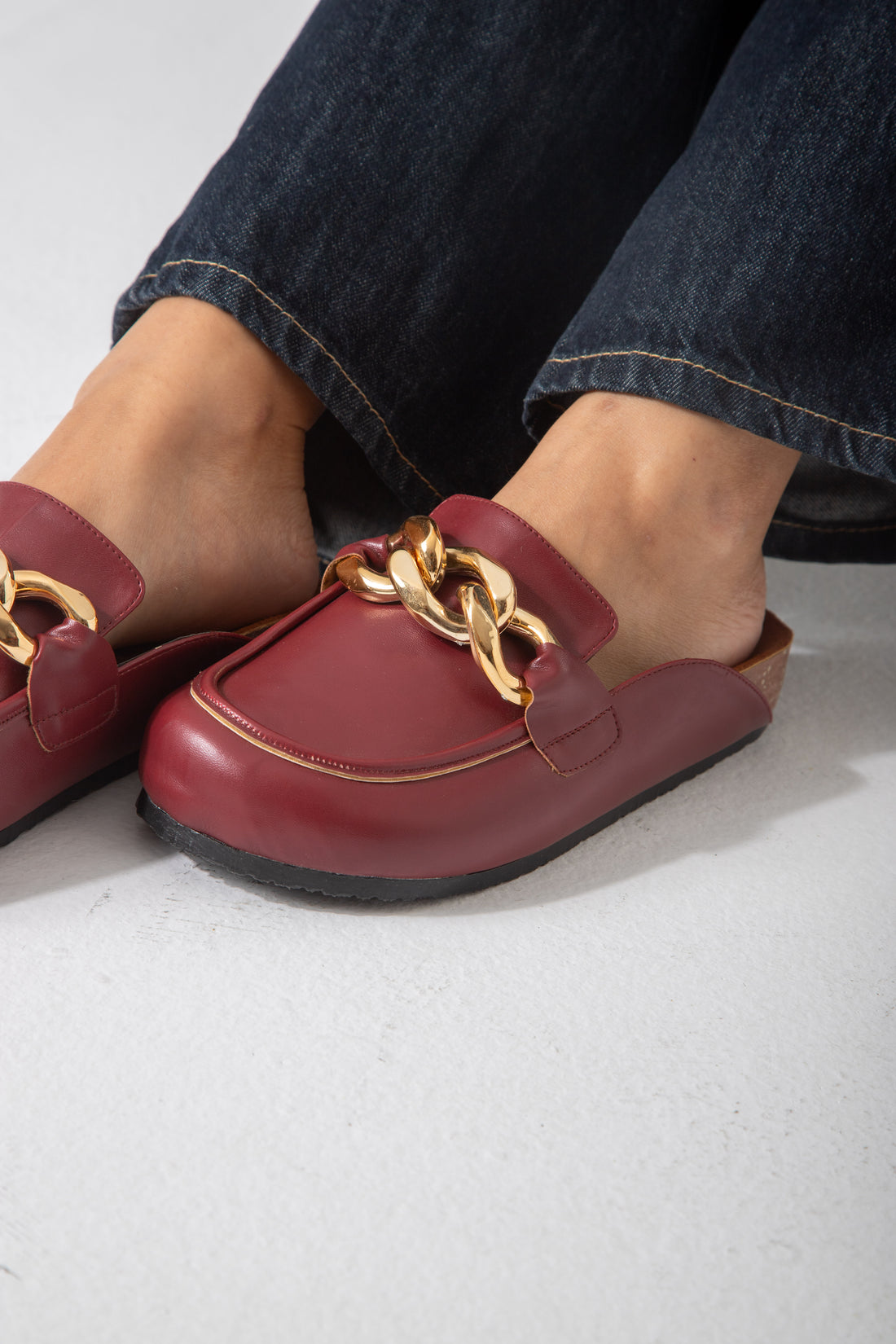 Chain-Detail Clog-marron