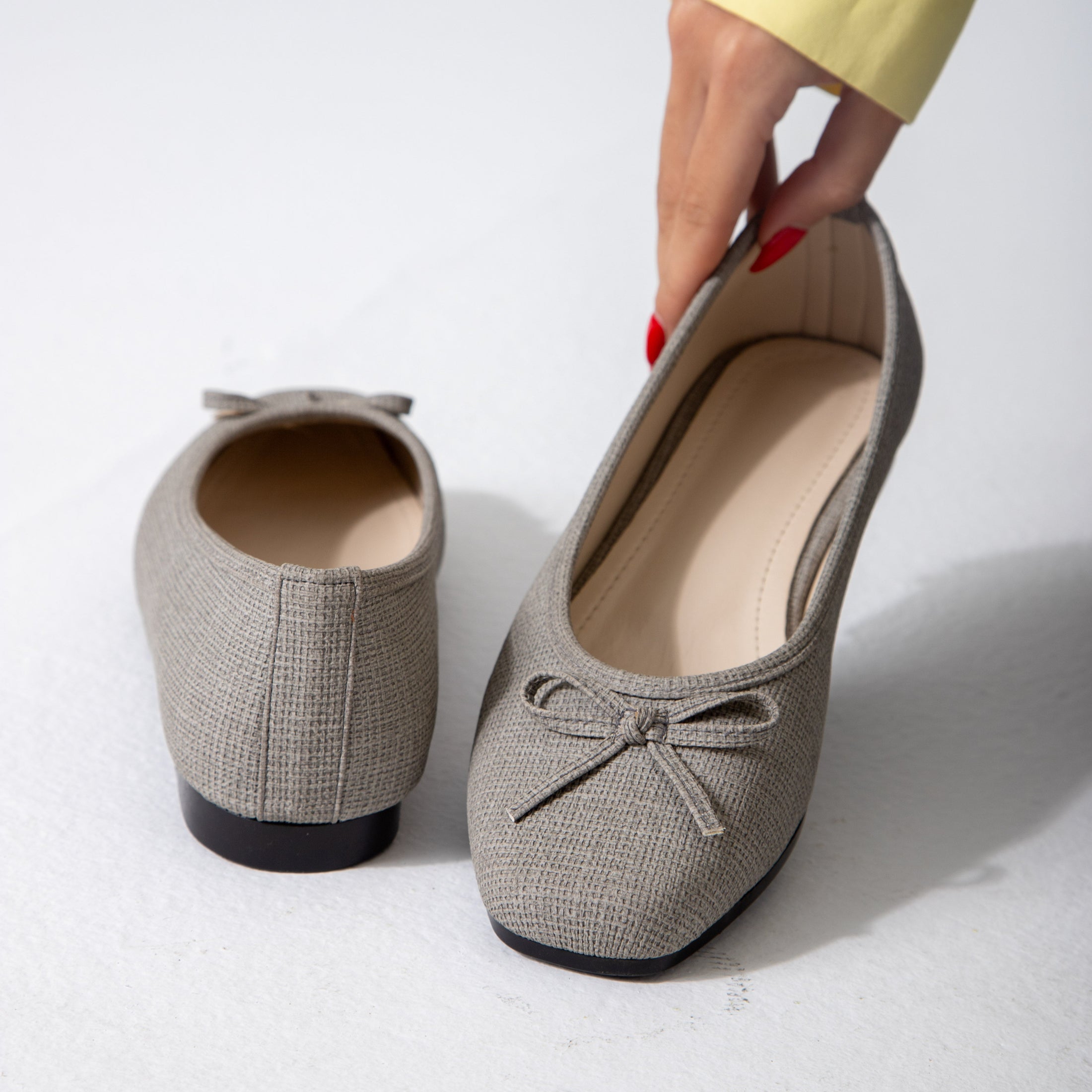 The Textured Ballet Flat-gray