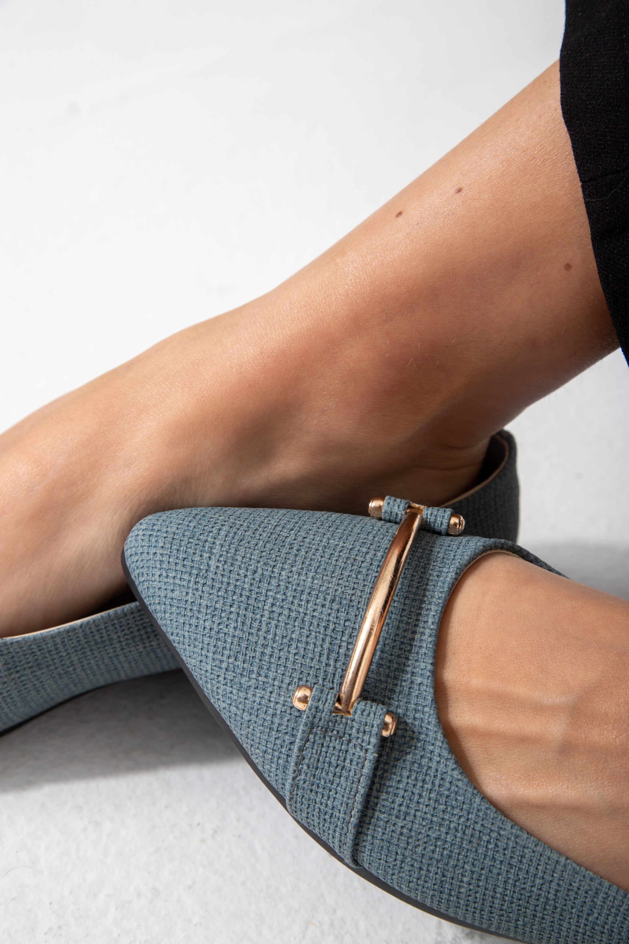 The Meridian Flat-blue