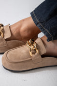 Load image into Gallery viewer, The Urban Clog-beige
