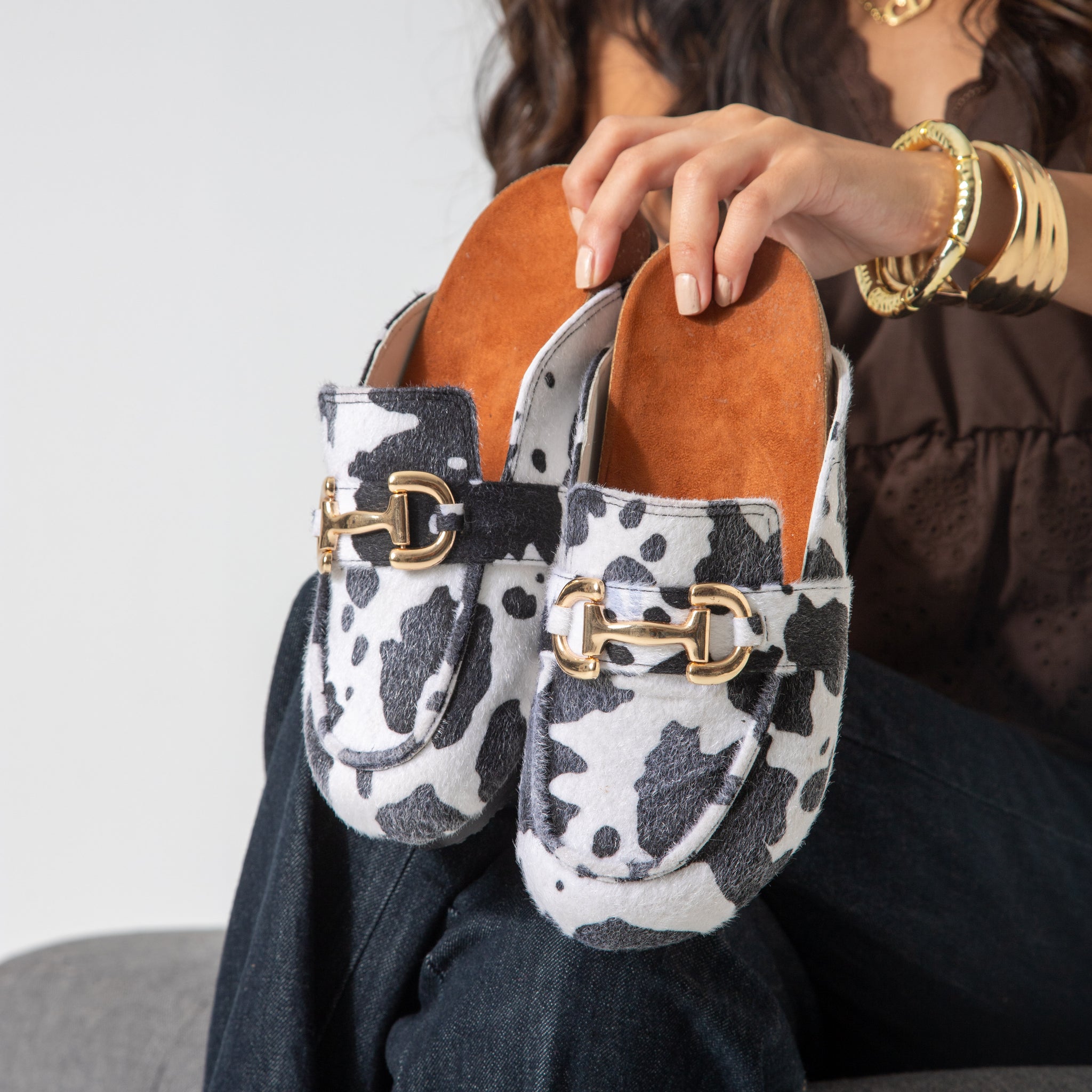 The Safari Clogs-black