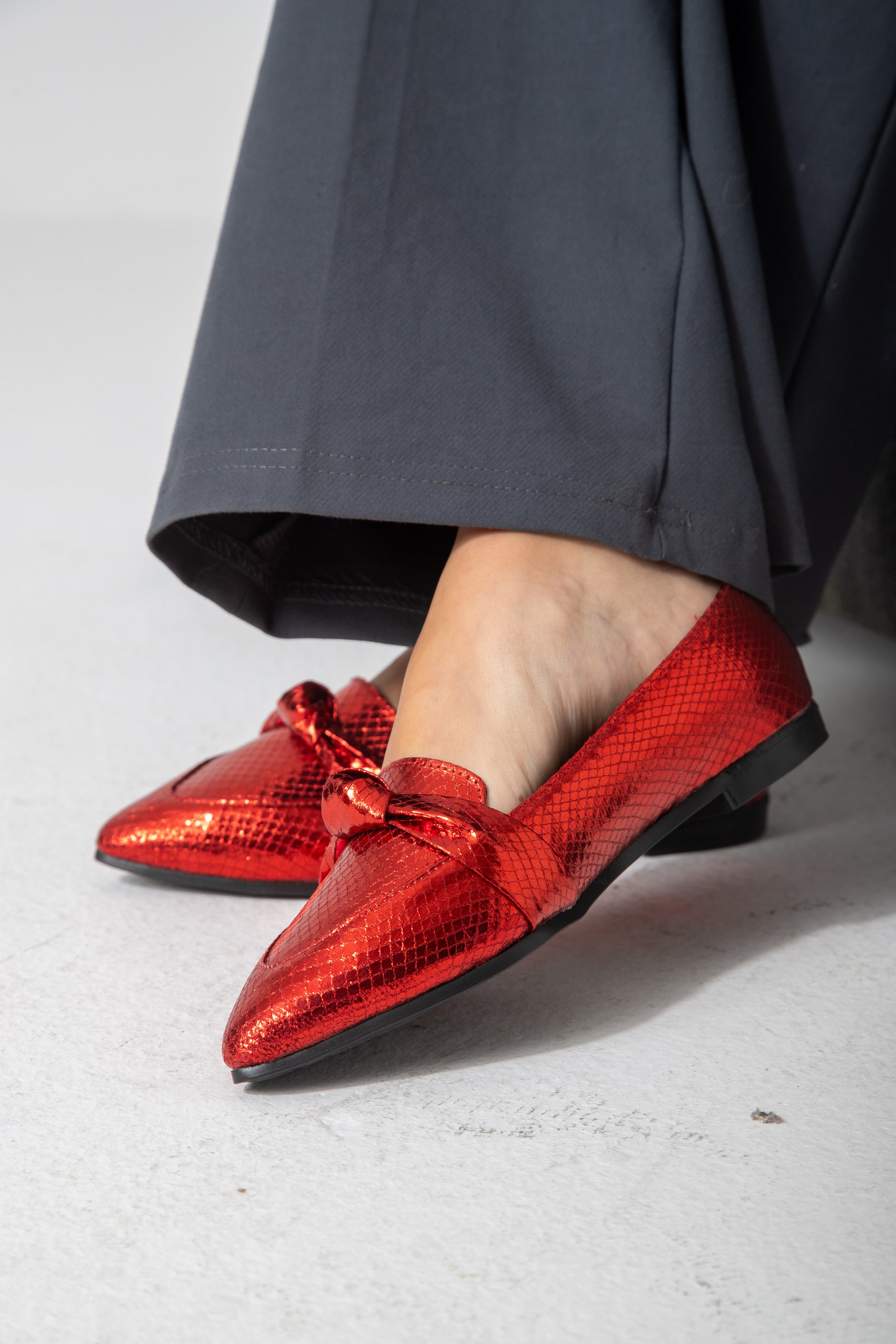 Metallic Snake Flats-red
