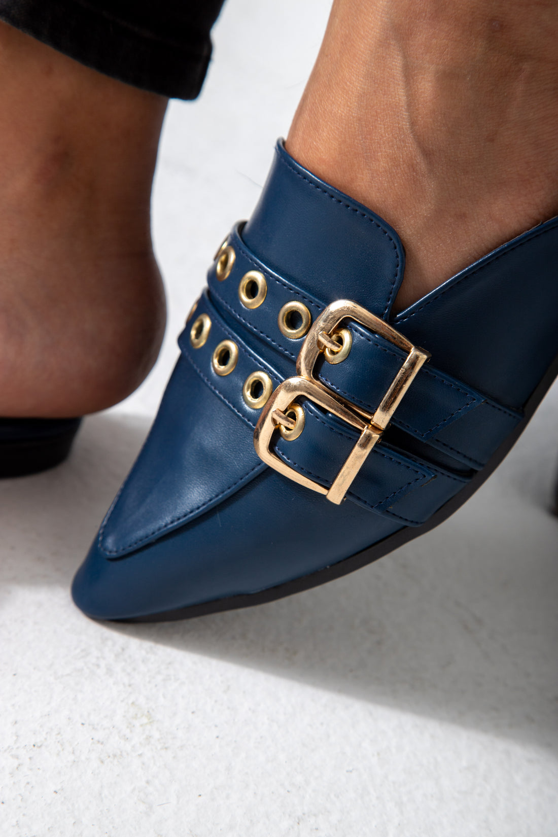 The Riviera Mule-dark blue
