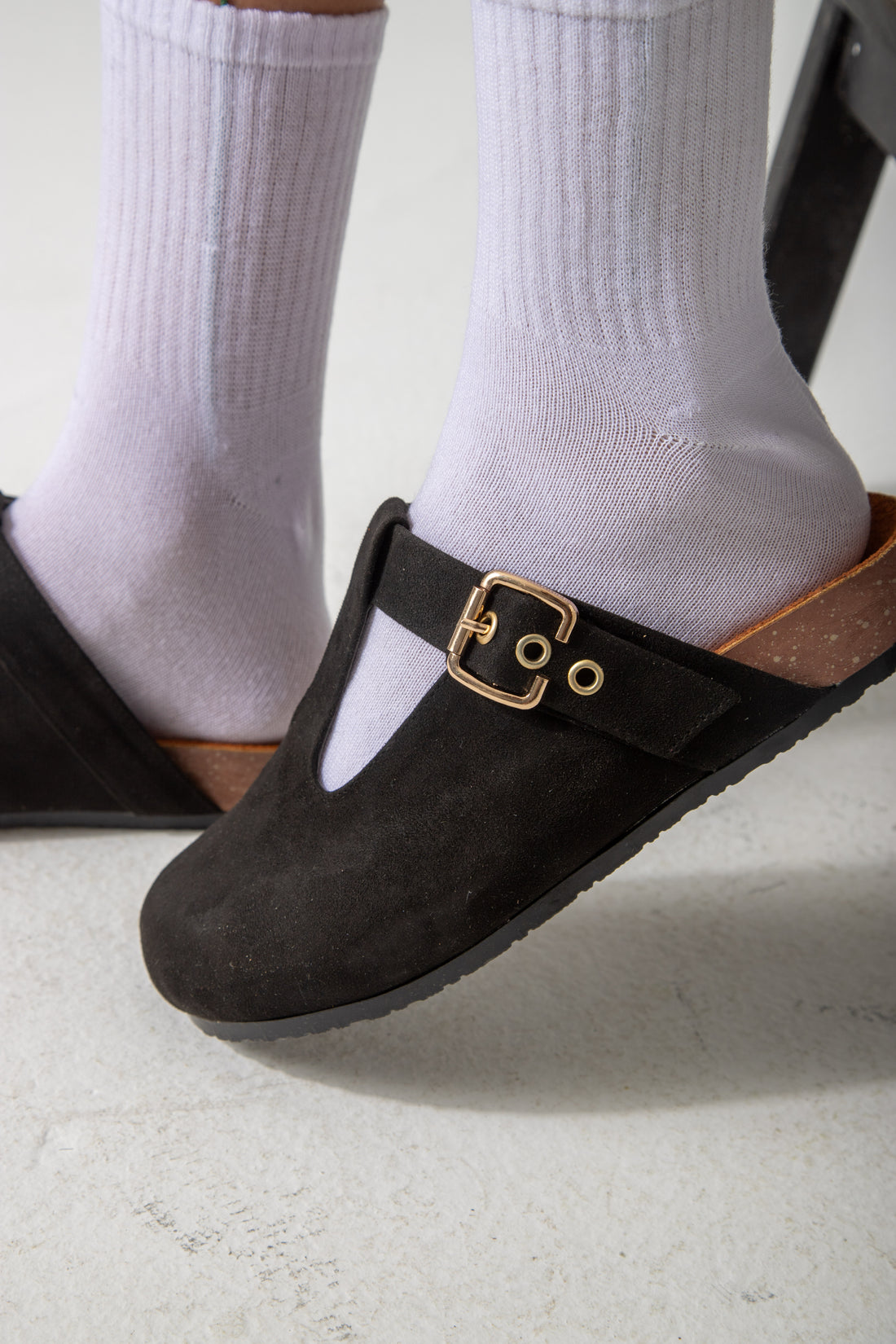 Suede Comfort Clog-black