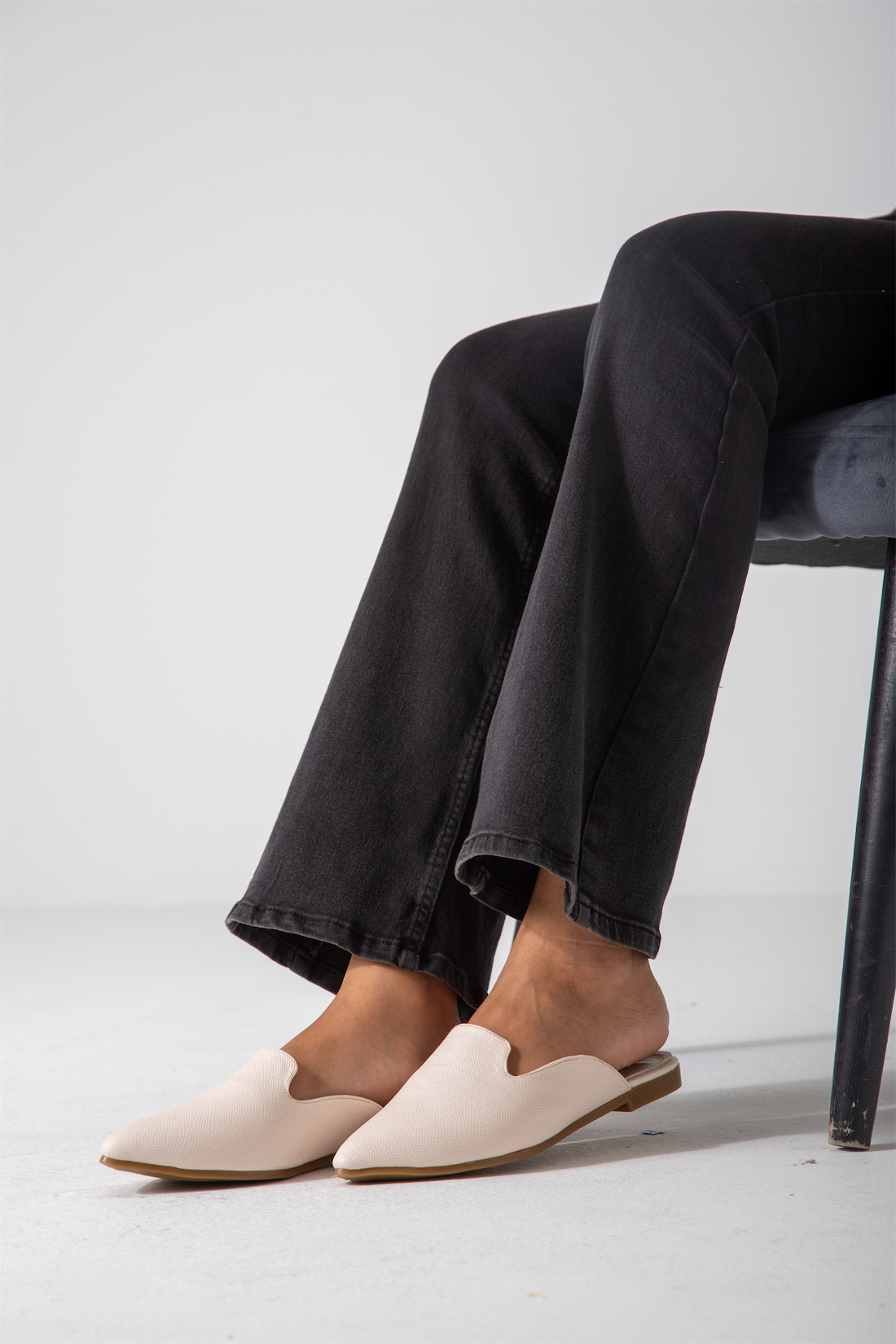 Chic Backless Flat-off-white