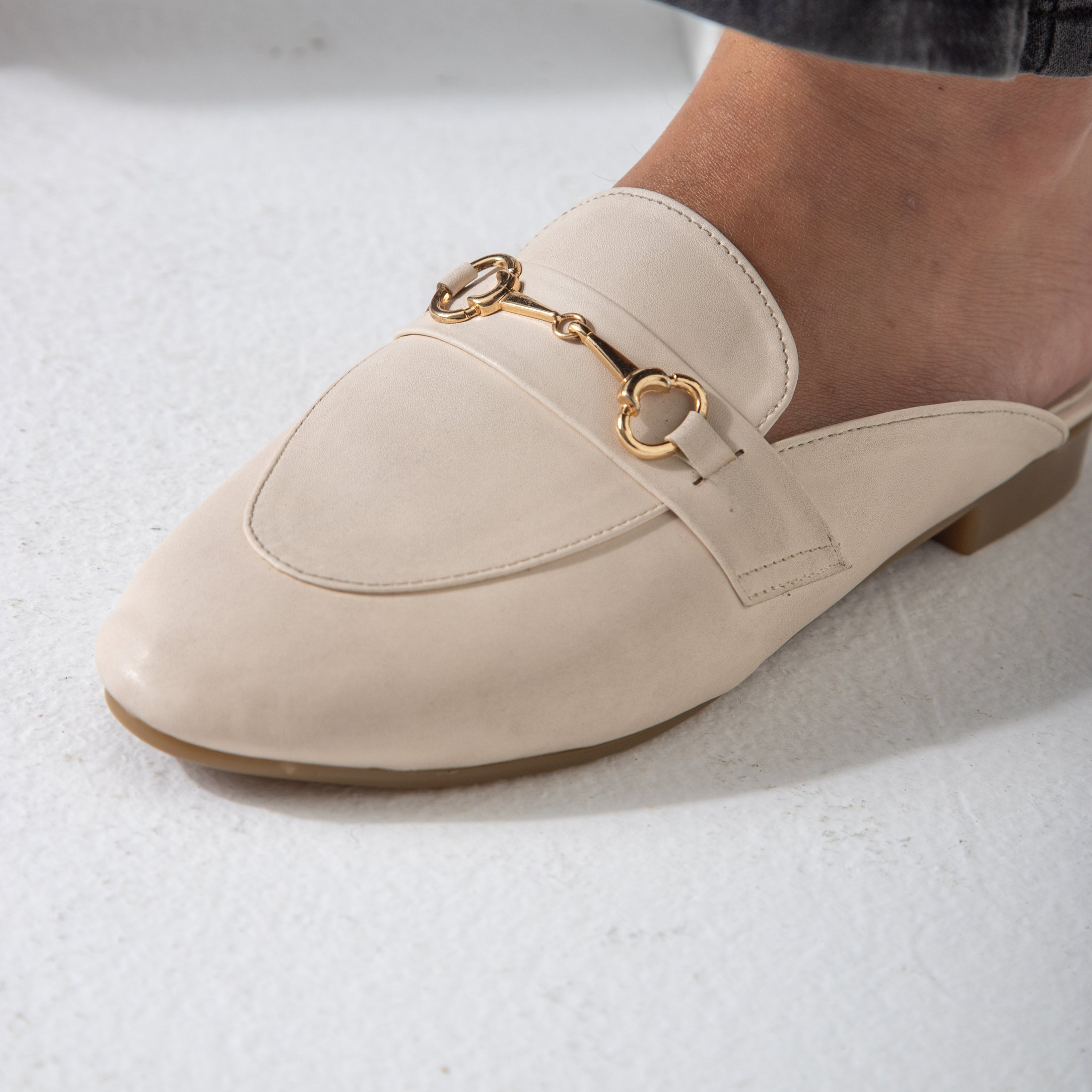 The Avenue Mule-beige