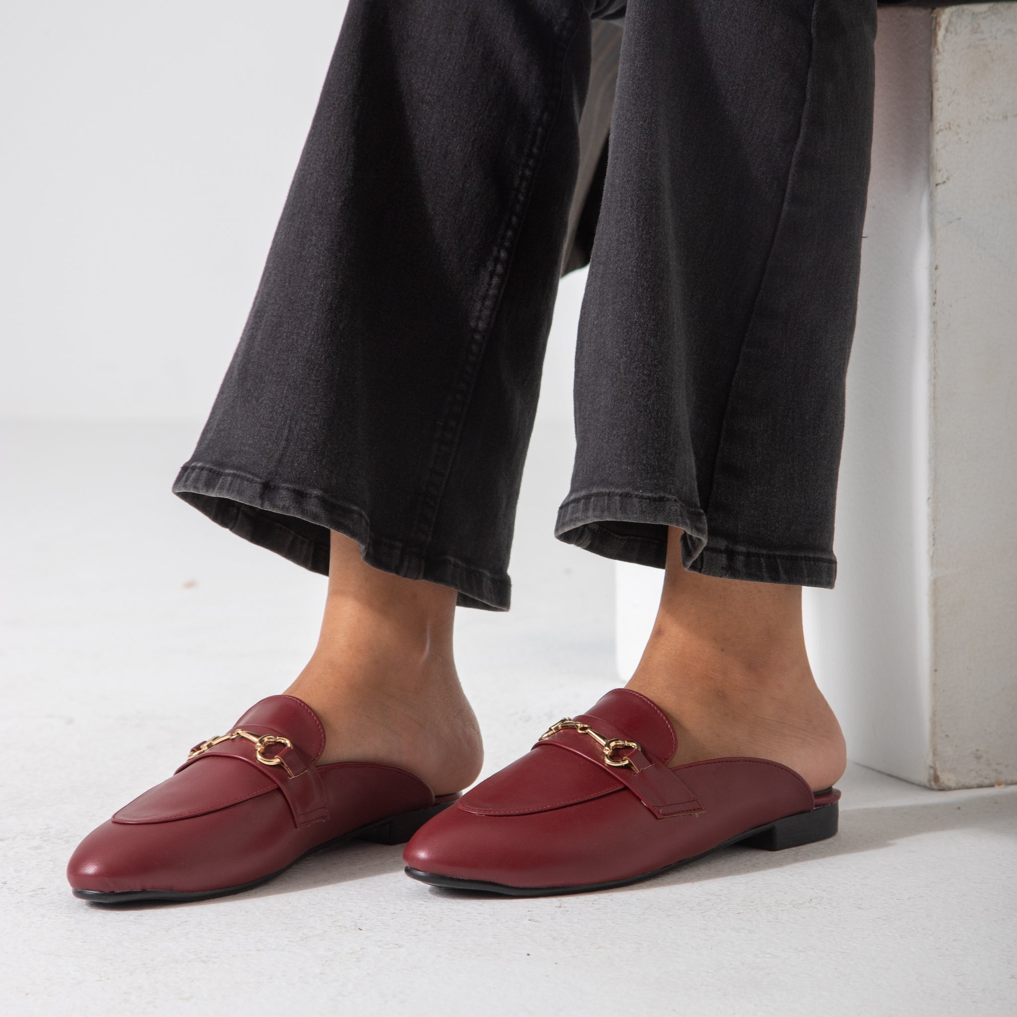 The Avenue Mule-marron