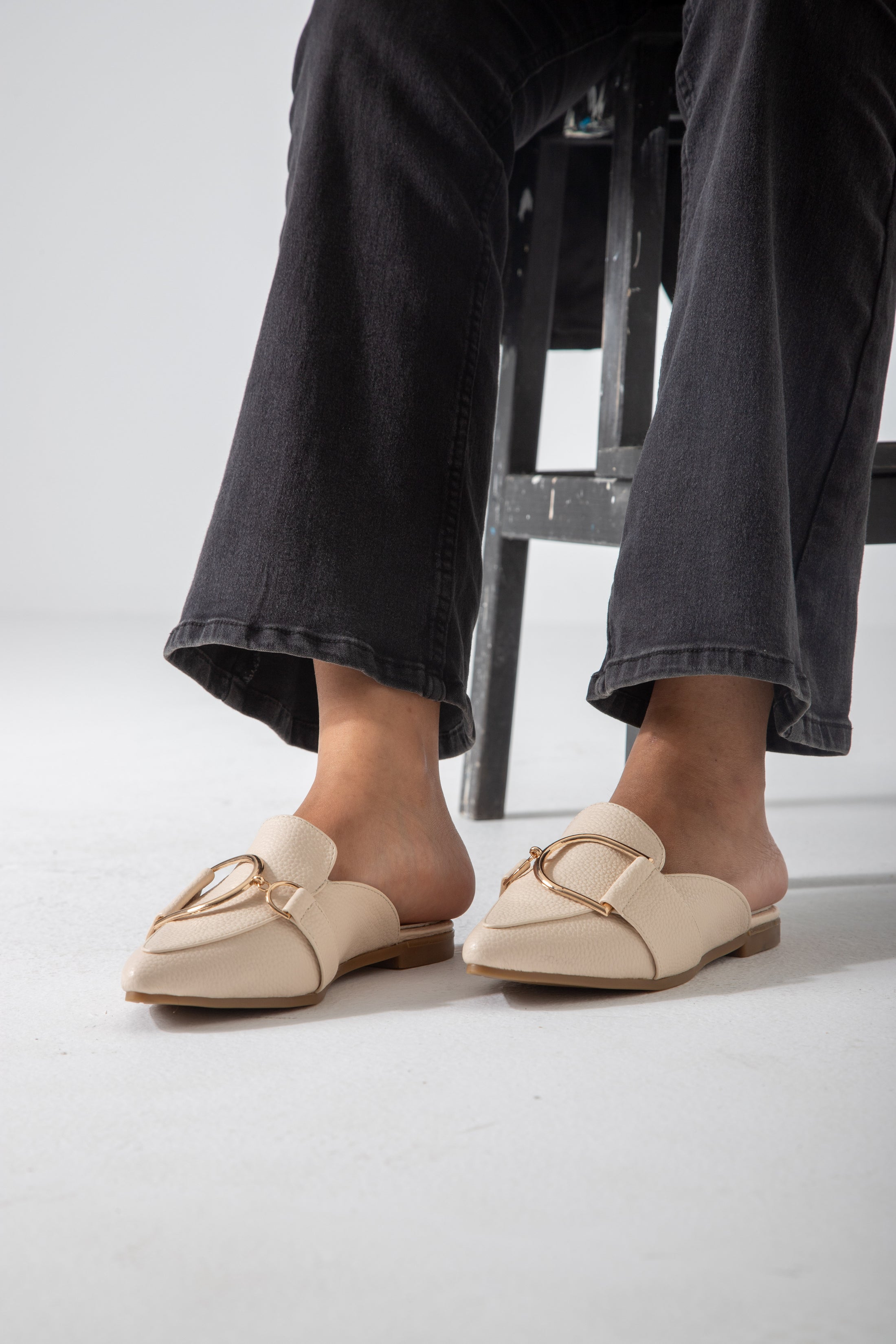 The Metropolis Mule-beige