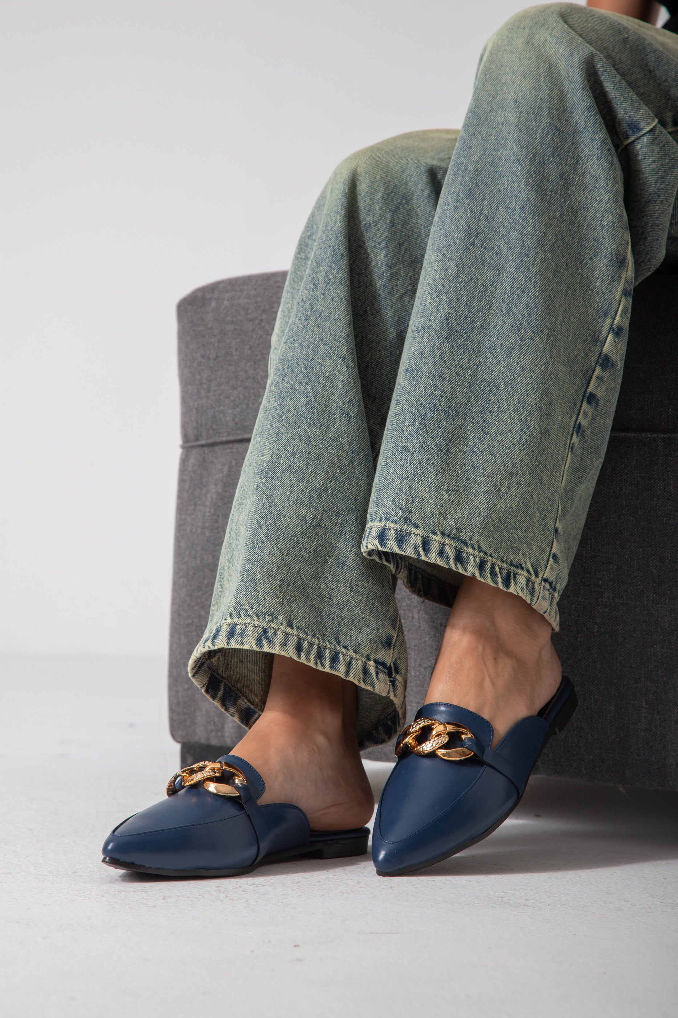 The City Point Mule-dark blue