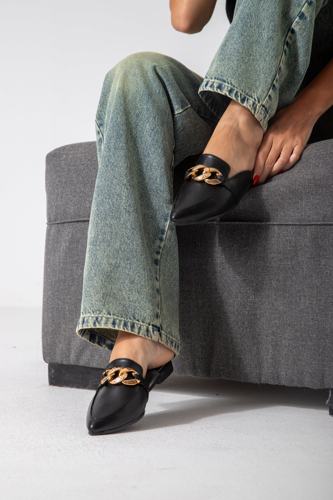The City Point Mule-black