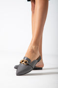Load image into Gallery viewer, The City Point Mule-gray
