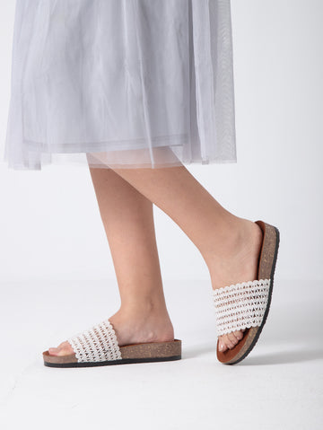 Knotted Calm Step - white