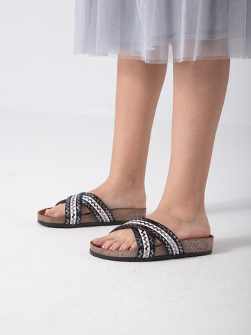 Ivory ZigZag Charm - black & white