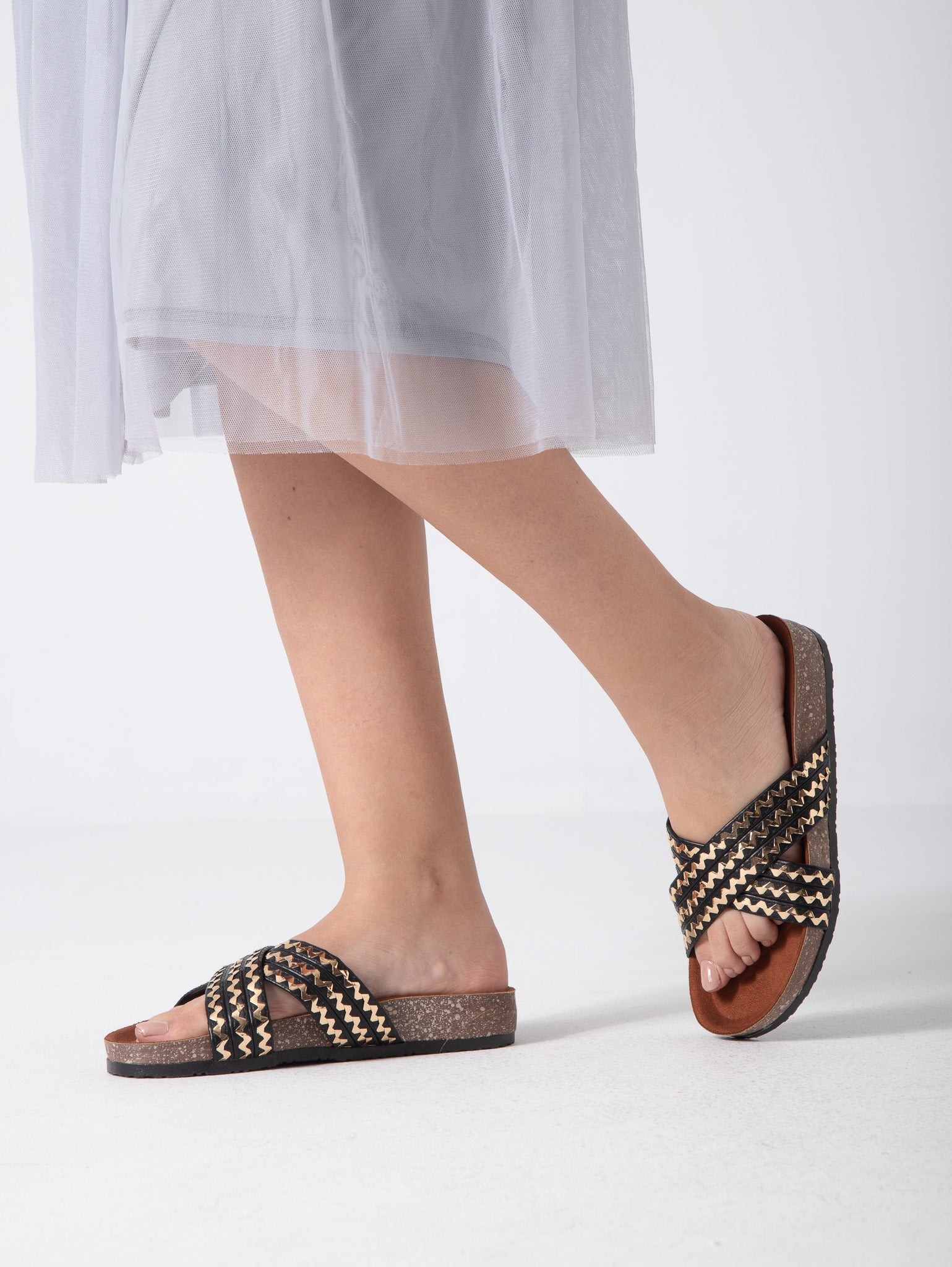 Ivory ZigZag Charm - black