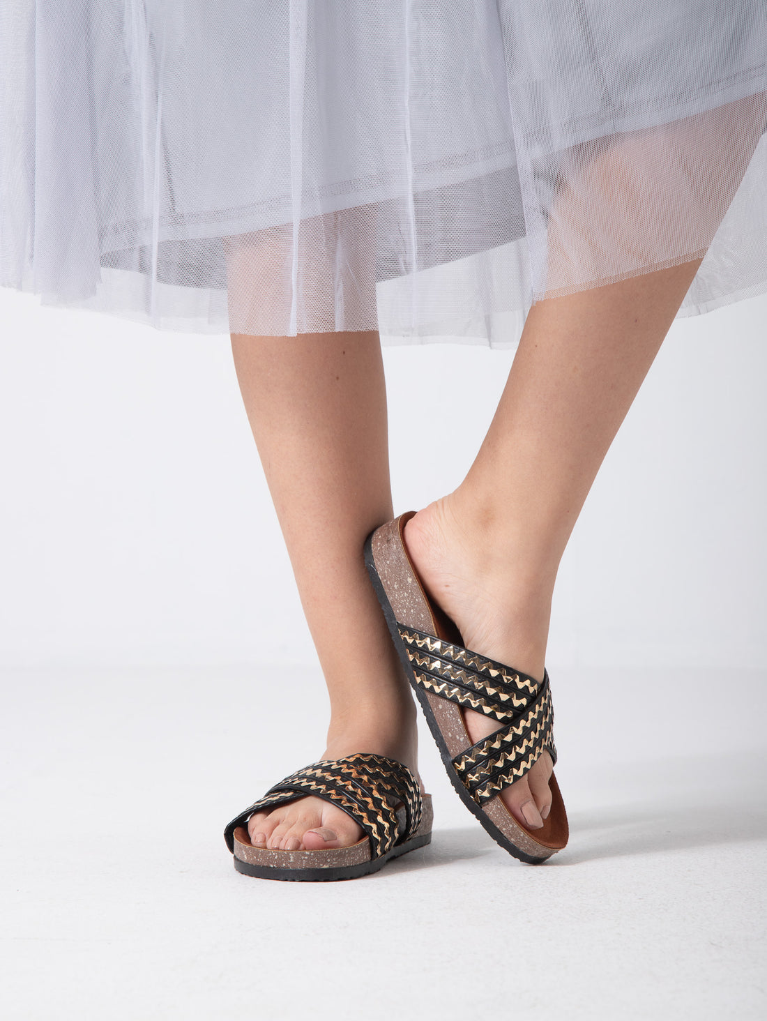 Ivory ZigZag Charm - black