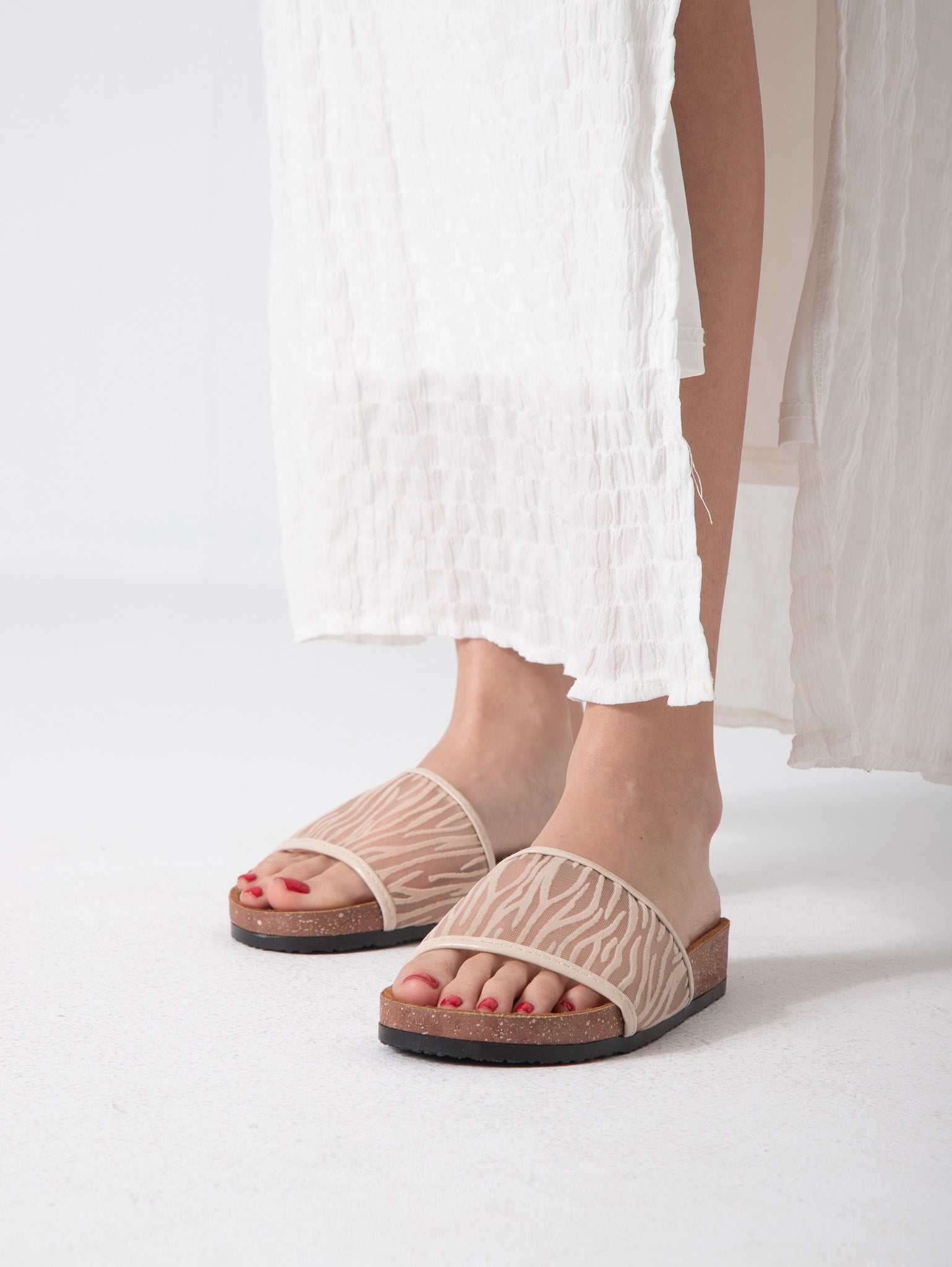 Zebra Glow Step - beige