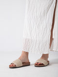 Load image into Gallery viewer, Pure Thread Slide - beige

