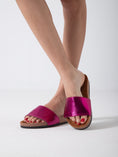 Load image into Gallery viewer, Shine Edge Walk - pink
