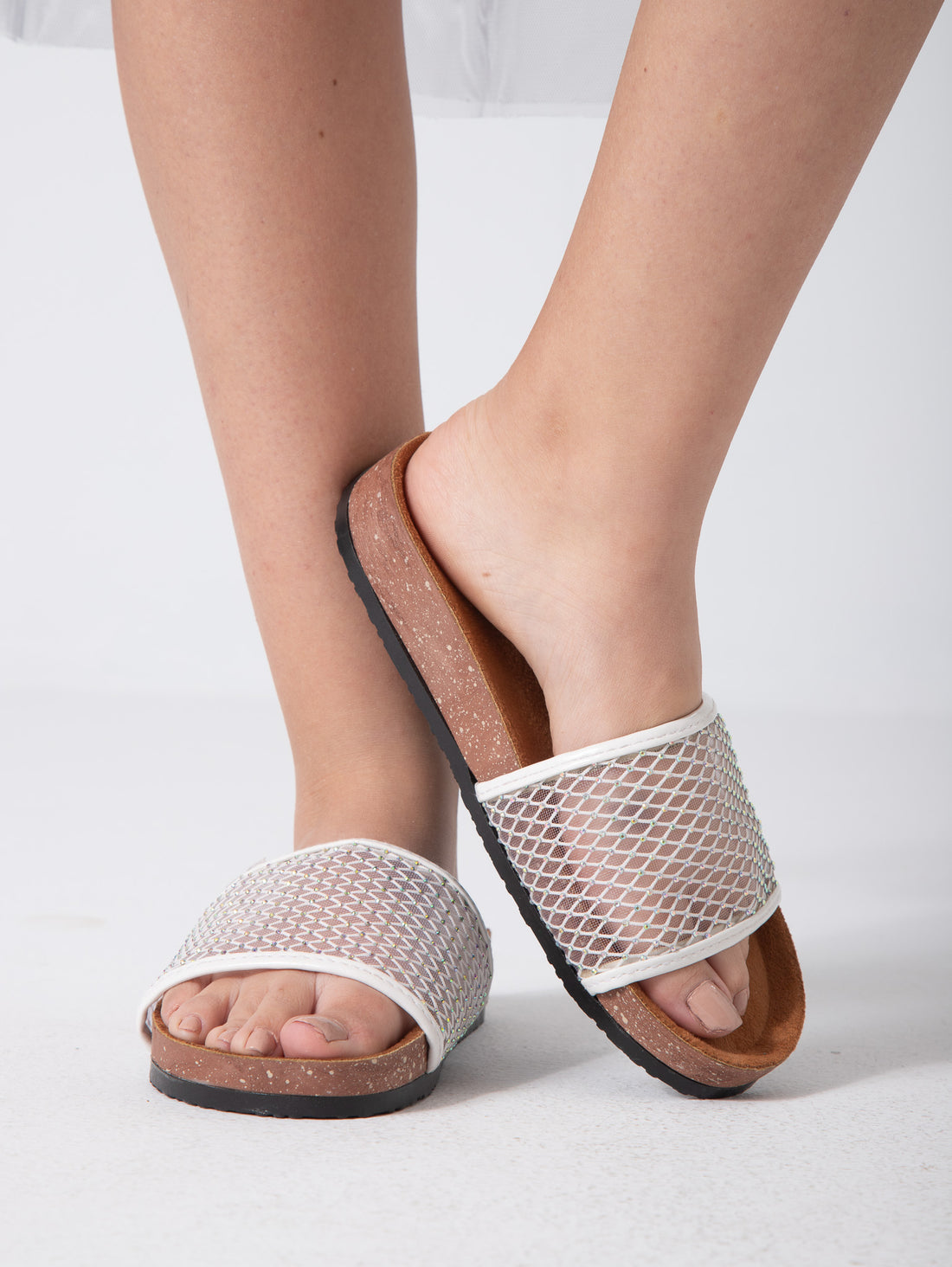 Crystal Mesh Elegance - white