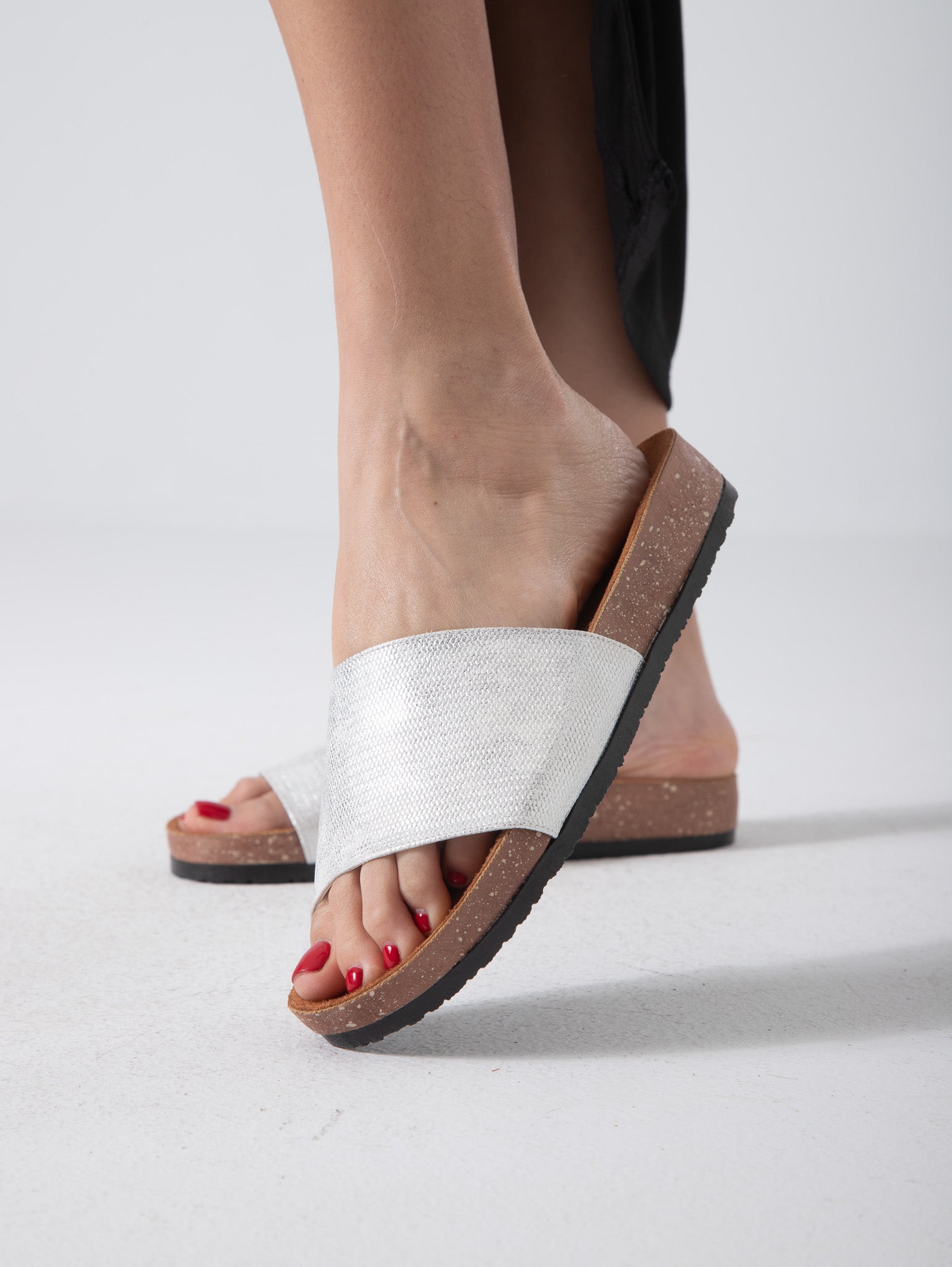 Shimmer Luxe Slide - white