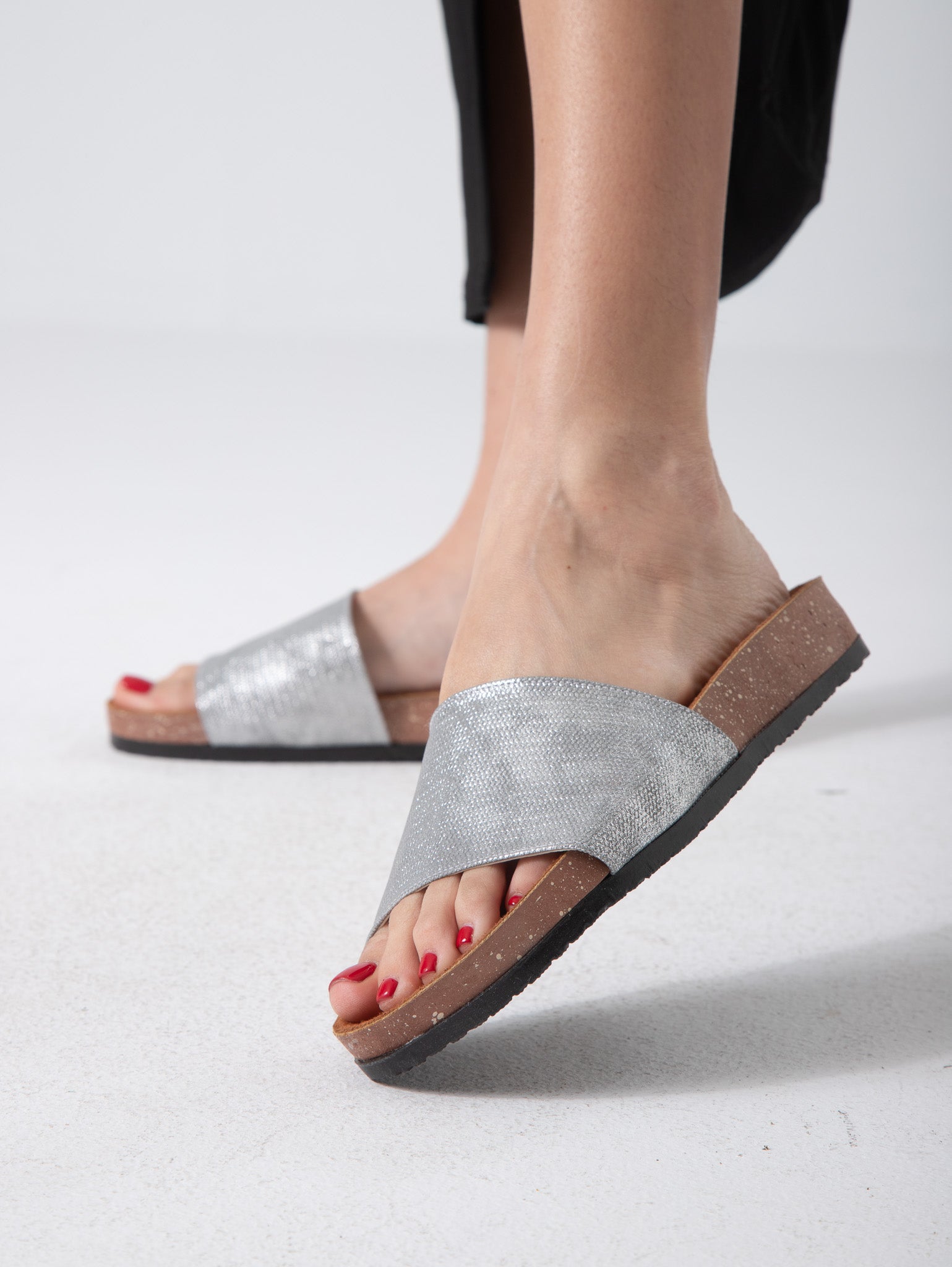 Shimmer Luxe Slide - gray