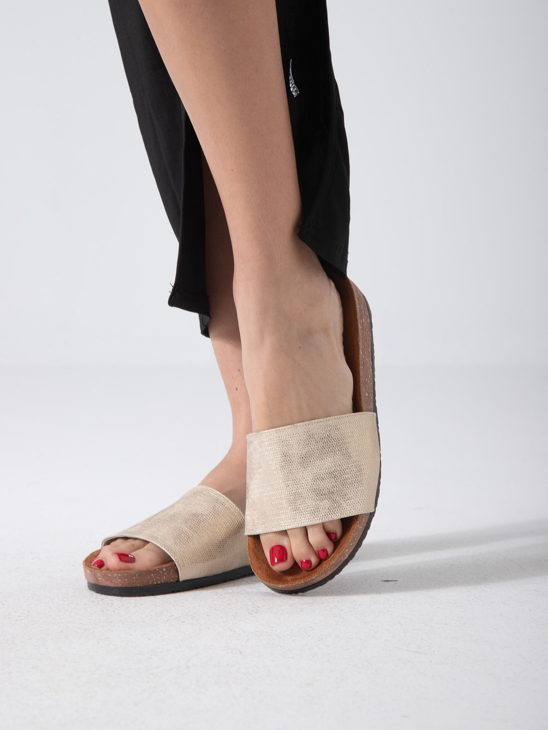 Shimmer Luxe Slide - gold